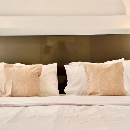 Shared In St Julian's Lejlighed