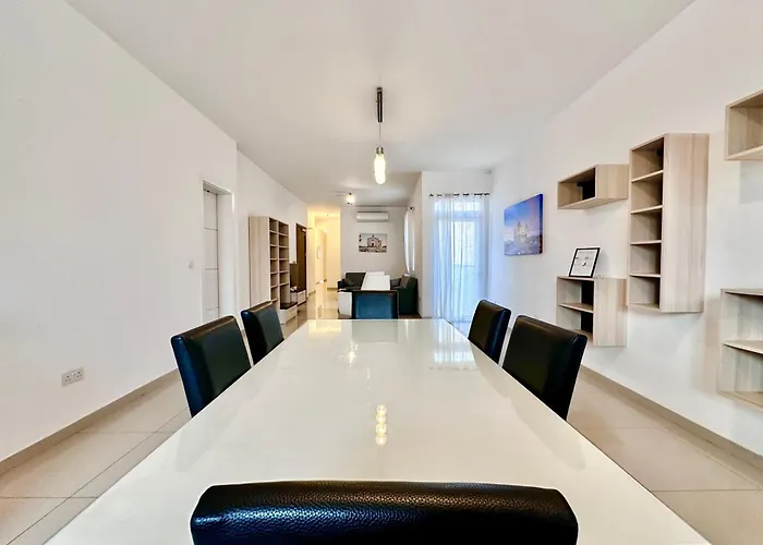 Shared In St Julian's Appartement