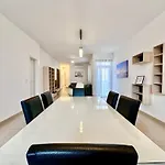 Shared In St Julian's Apartment